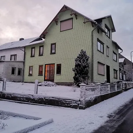 Gehlberger Am Schneekopf / בית כפרי