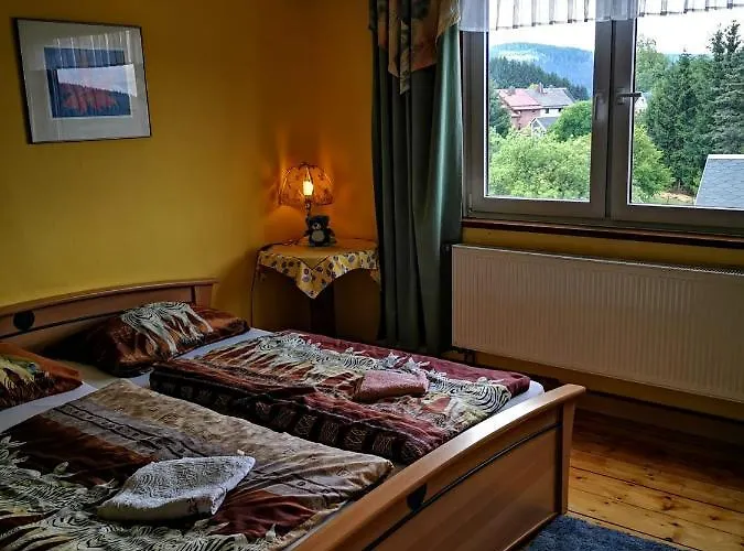 Gehlberger Am Schneekopf / 乡村民宿 苏尔